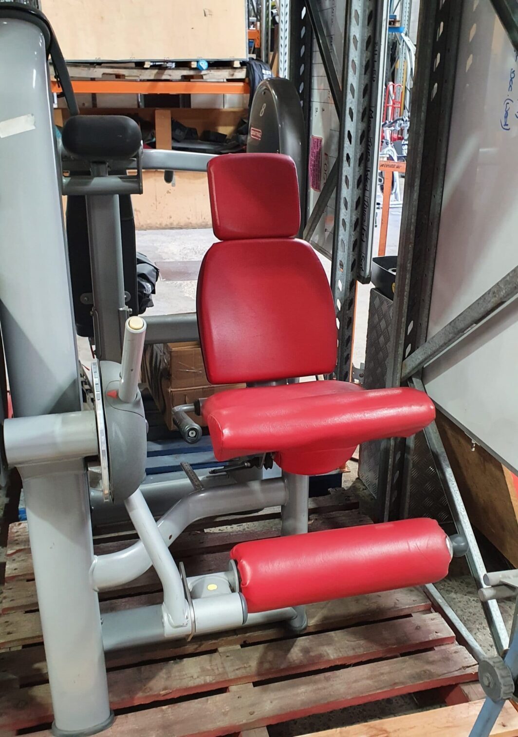 Technogym Selection Series Red Package leg extension machine second hand gym equipment