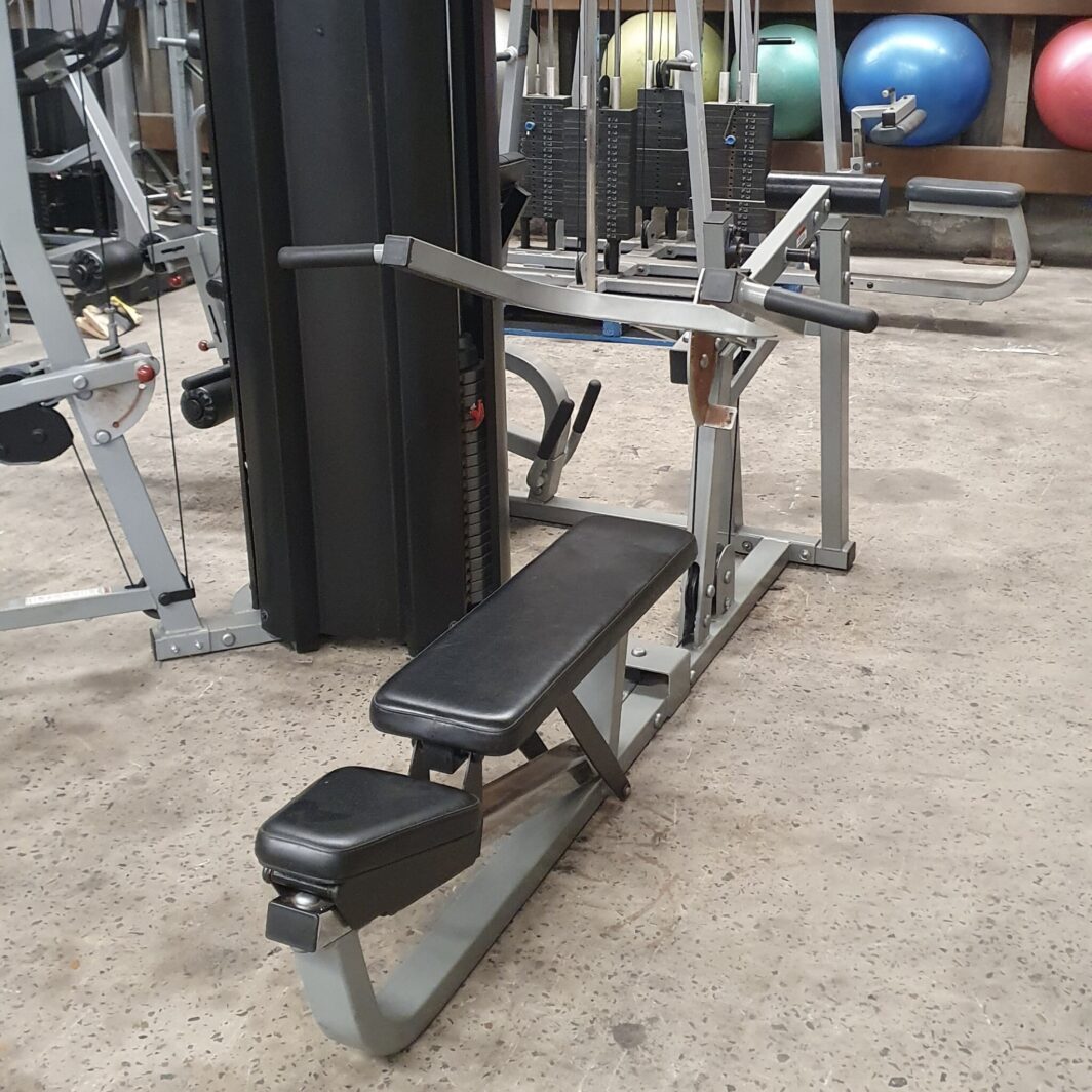 Life Fitness Fit 3 Multi-Gym pressing gym equipment