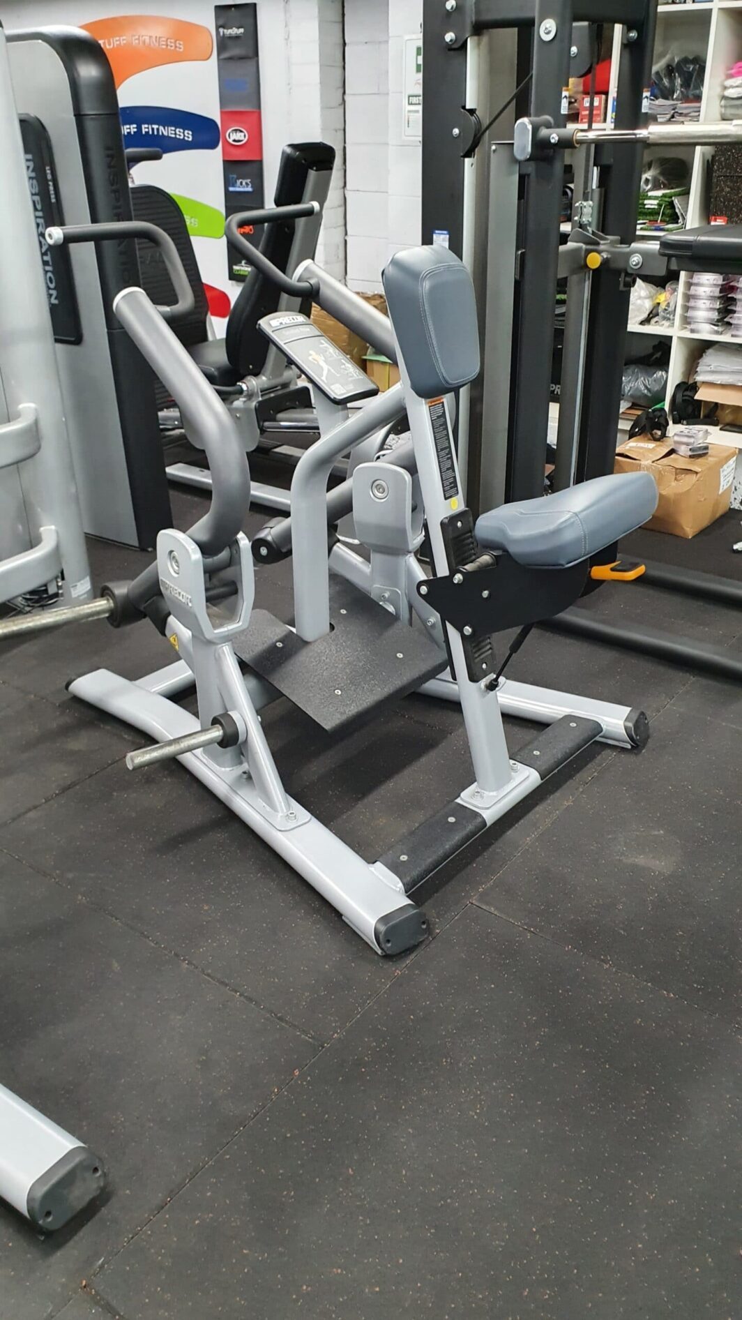 Precor Discovery Plated Loaded Seated Row second hand gym equipment